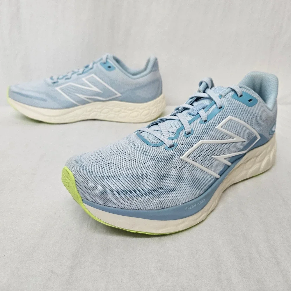 New Balance Fresh Foam 680v8‎ Running Shoes W680LT8 Light Blue Womens Size 8.5